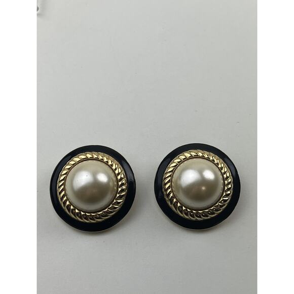 KJL Vintage Faux Pearl Clip On Earrings Round Rope Black Enamel Gold Tone - Picture 3 of 10
